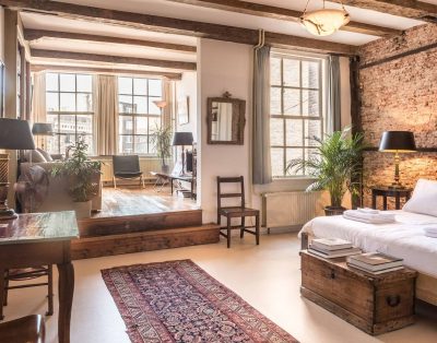 Classy Room 17th Century Canal House