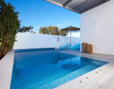 Eolia Kamari Villa with Private Heated Pool