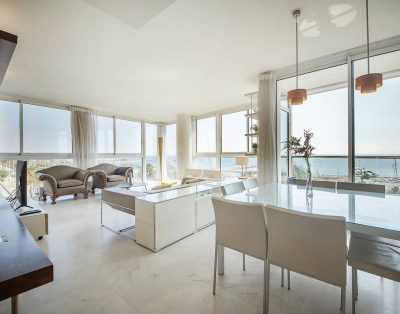 Holiday apartment for 6 people with balcony