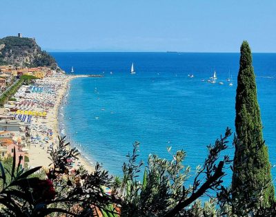 Holiday Home ‘Il Carrubo’ with Sea View, Wi-Fi and Air Conditioning