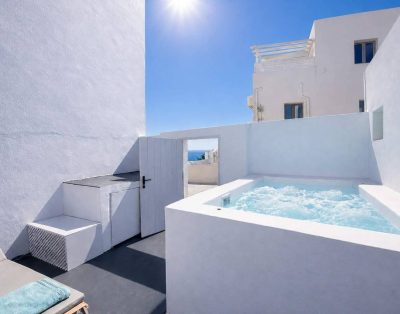 Iliana’s Getaway – Private Villa with Jacuzzi
