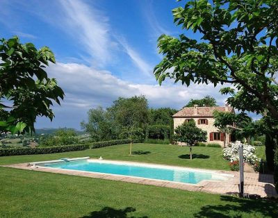 La Dolce Vita! Stunning villa, beautiful surroundings.