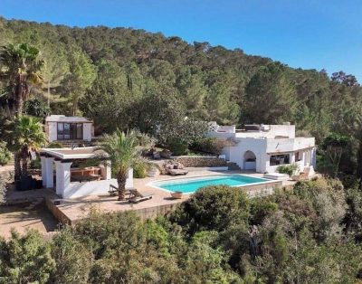Look No Further! Gorgeous old finca with sea view!