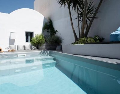 Onirondas villas Dom Style in Fira city