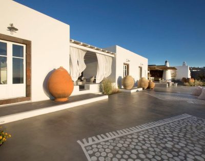 Splendid Santorini Residence | Villa Beatrix | 5 Bedrooms | Private Infinity Pool | Outdoor Heated Jacuzzis | Pool Cave | Messaria