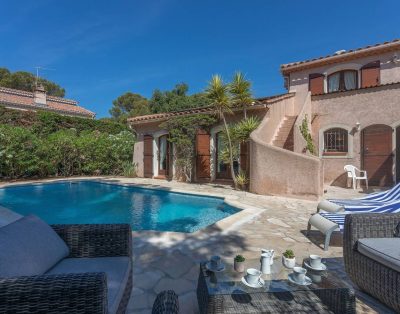 Villa ‘Elisabeth’ with Sea View, Wi-Fi and Air Conditioning