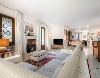 Villa Le Fontanelle In Forte Dei Marmi With Ac