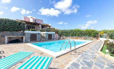 Villa ‘Sofia’ with Mountain View, Wi-Fi and Air Conditioning