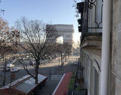 Be Next to The Champs Elysee!