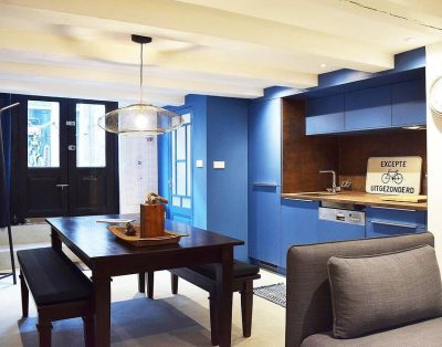 Central apartment – 18th century house – Breakfasts – 4 Bikes – Garden